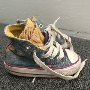 CONVERSE baby girl with tulle super cute! Size 4